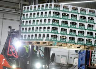 Während viele Brauereien bei der aktuellen Hitze unter Hochdruck produziere... weiterlesen