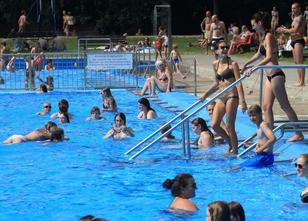 Der überwiegend warme und trockene Sommer hat den Freibad-Betreibern in Sac... weiterlesen