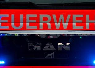 Bei einem Brand in einem Mehrfamilienhaus bei Icking (Landkreis Bad Tölz-Wo... weiterlesen