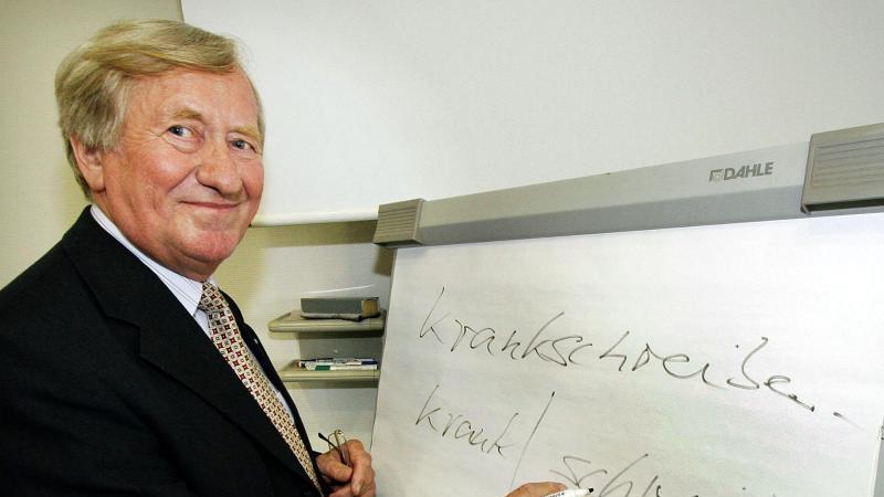 Zehetmair: Bilanz der Rechtschreibreform ist gut Hans Zehetmair (CSU)