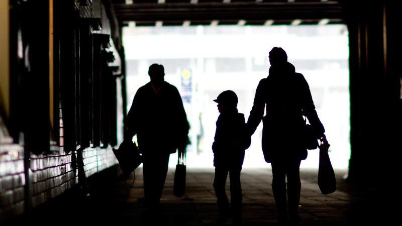 Die spaltende K-Frage: Kindergeld-Betrug alarmiert Städte Kindergeld