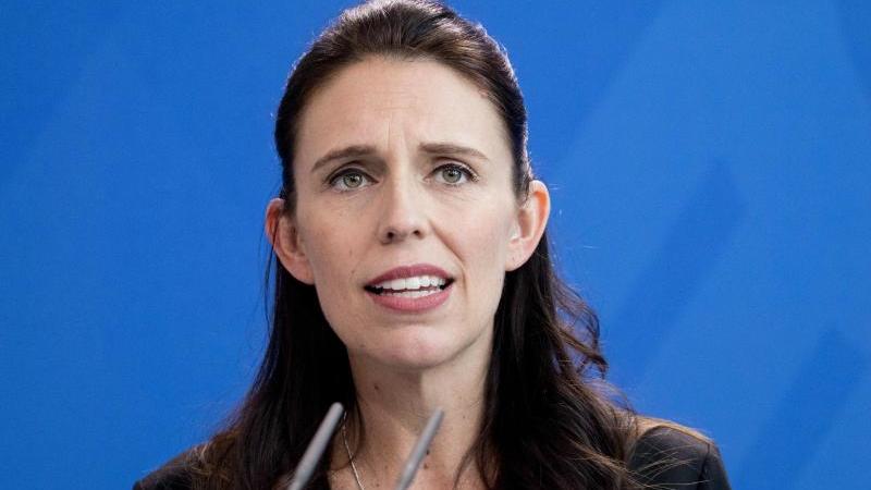 Neuseeland will Einweg-Plastiktüten aus dem Handel nehmen Jacinda Ardern