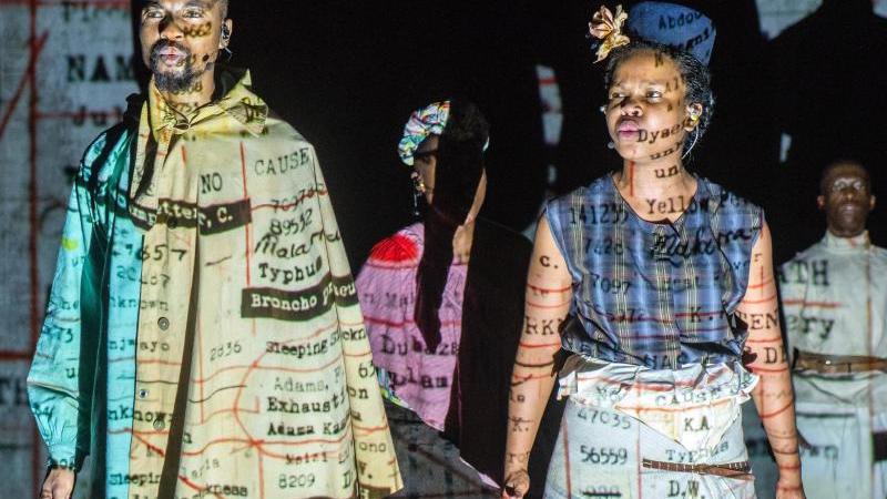 Kentridges furioses Panorama auf der Ruhrtriennale Ruhrtriennale 2018 - The Head and the Load