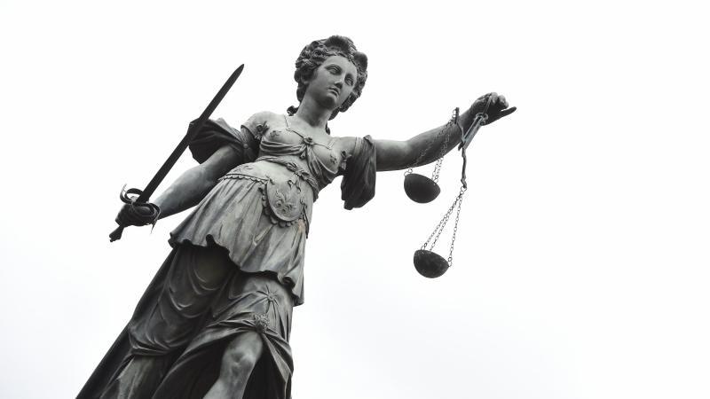 Anklage fast 27 Jahre nach Raubmord an 90-Jähriger erhoben Justitia