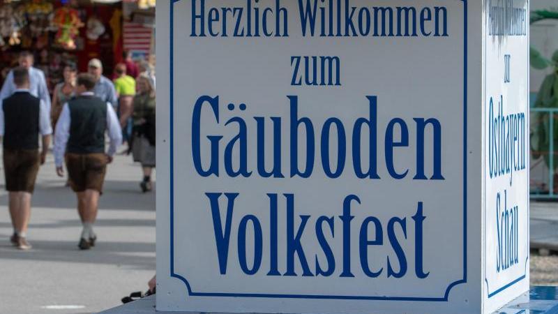 Söder eröffnet Gäubodenvolksfest Gäubodenvolksfest