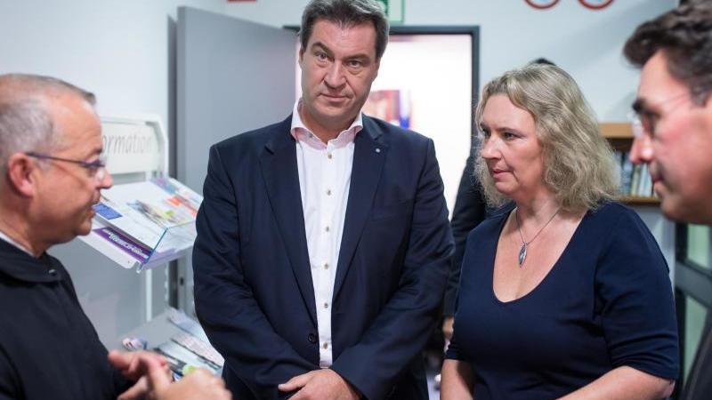Bayerisches Familiengeld: Streit zwischen München und Berlin Kerstin Schreyer und Markus Söder