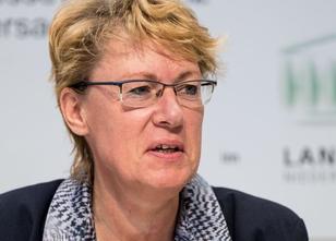 Niedersachsen setzt sich beim Bund für eine Fristverlängerung bei der betäu... weiterlesen