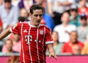 Über einen möglichen Wechsel von Fußball-Nationalspieler Sebastian Rudy vom... weiterlesen
