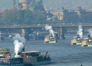 Trotz des anhaltenden Niedrigwasserpegels der Elbe kann am Wochenende in Dr... weiterlesen