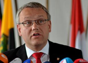 Angesichts des verbreiteten Arbeitskräftemangels hat der Landrat des Burgen... weiterlesen