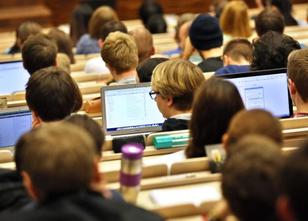Im bevorstehenden Wintersemester bieten die Berliner Universitäten deutlich... weiterlesen