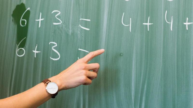 Bildungsmonitor 2018: Schüler werden immer schlechter Viertklässler schneiden in Mathematik schlechter ab als in den Vorjahren.