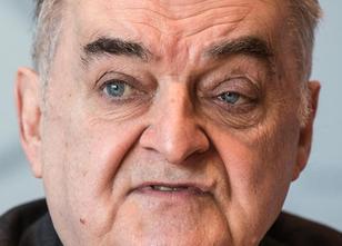 Nordrhein-Westfalens Innenminister Herbert Reul (CDU) wird wegen seiner Ger... weiterlesen