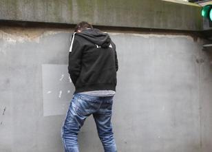 Mithilfe eines Spezial-Lacks will die Stadt Frankfurt die Passanten davon a... weiterlesen