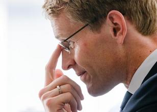 Die Wirtschaft befürchtet, dass die Diskussion über eine Arbeitsperspektive... weiterlesen