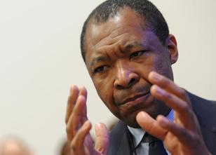 Der ehemalige Chef des Hauses der Kunst Okwui Enwezor nennt seinen Abschied... weiterlesen