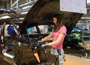 Volkswagen-Betriebsratschef Bernd Osterloh hat den Vorstand des Autoriesen ... weiterlesen