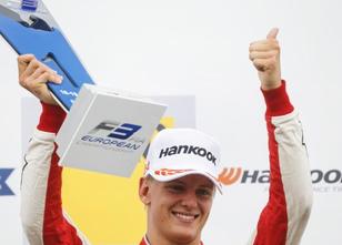 Mick Schumacher hat sein zweites Formel-3-Rennen gewonnen. Der Sohn von For... weiterlesen