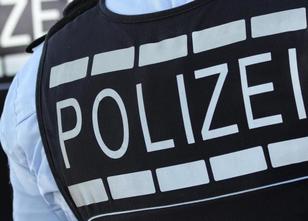 Unbekannte haben in der Nacht zu Montag versucht, einen Geldautomaten im Ha... weiterlesen