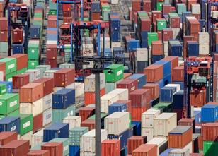 Deutschlands Exportstärke sorgt nach Berechnungen des Ifo-Instituts das dri... weiterlesen