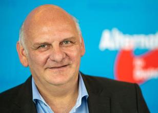 Das Berliner Landgericht will heute seine Entscheidung über einen monatelan... weiterlesen