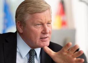 Niedersachsens Wirtschaftsminister Bernd Althusmann (CDU) will eine Milliar... weiterlesen