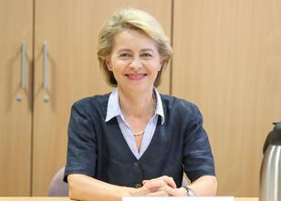 Verteidigungsministerin Ursula von der Leyen (CDU) besucht am heutigen Dien... weiterlesen