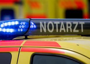 Ein zwei Monate altes Baby ist bei einem Autounfall in Zwickau schwer verle... weiterlesen