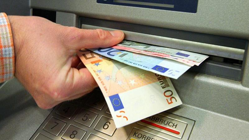 Nur wenige Girokonten sind uneingeschränkt kostenlos Geldautomat