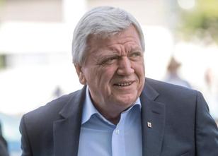 Bei der Aufklärungsarbeit des NSU-Mordes in Hessen bleibt Ministerpräsident... weiterlesen