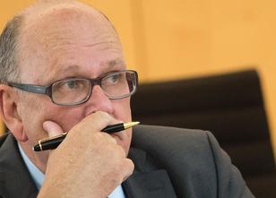 Hessens Sozialminister Stefan Grüttner (CDU) hat eine mögliche Ausweitung b... weiterlesen