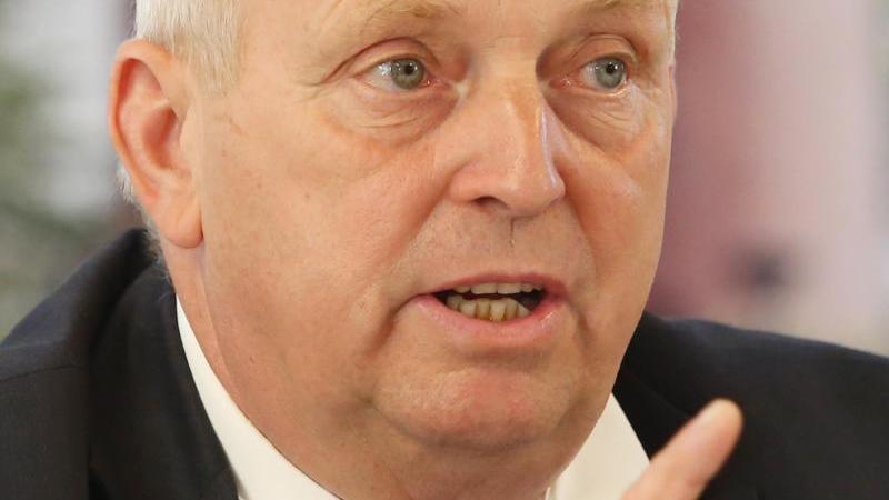 Backhaus erwartet Bundeshilfe und nationale Notsituation Till Backhaus (SPD)