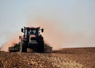 Landwirte mit schweren Einbußen wegen der Dürre in vielen Regionen Deutschl... weiterlesen
