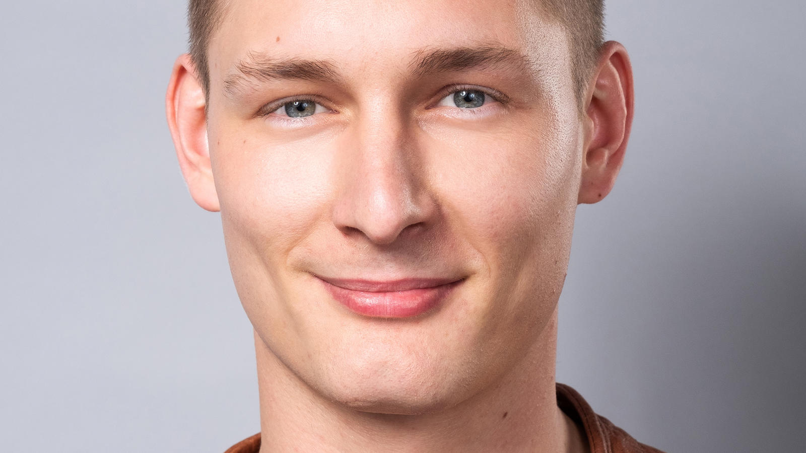 Unter uns: Yannik Meyer spielt die Rolle Conor Weigel "Unter uns"-Schauspieler Yannik Meyer