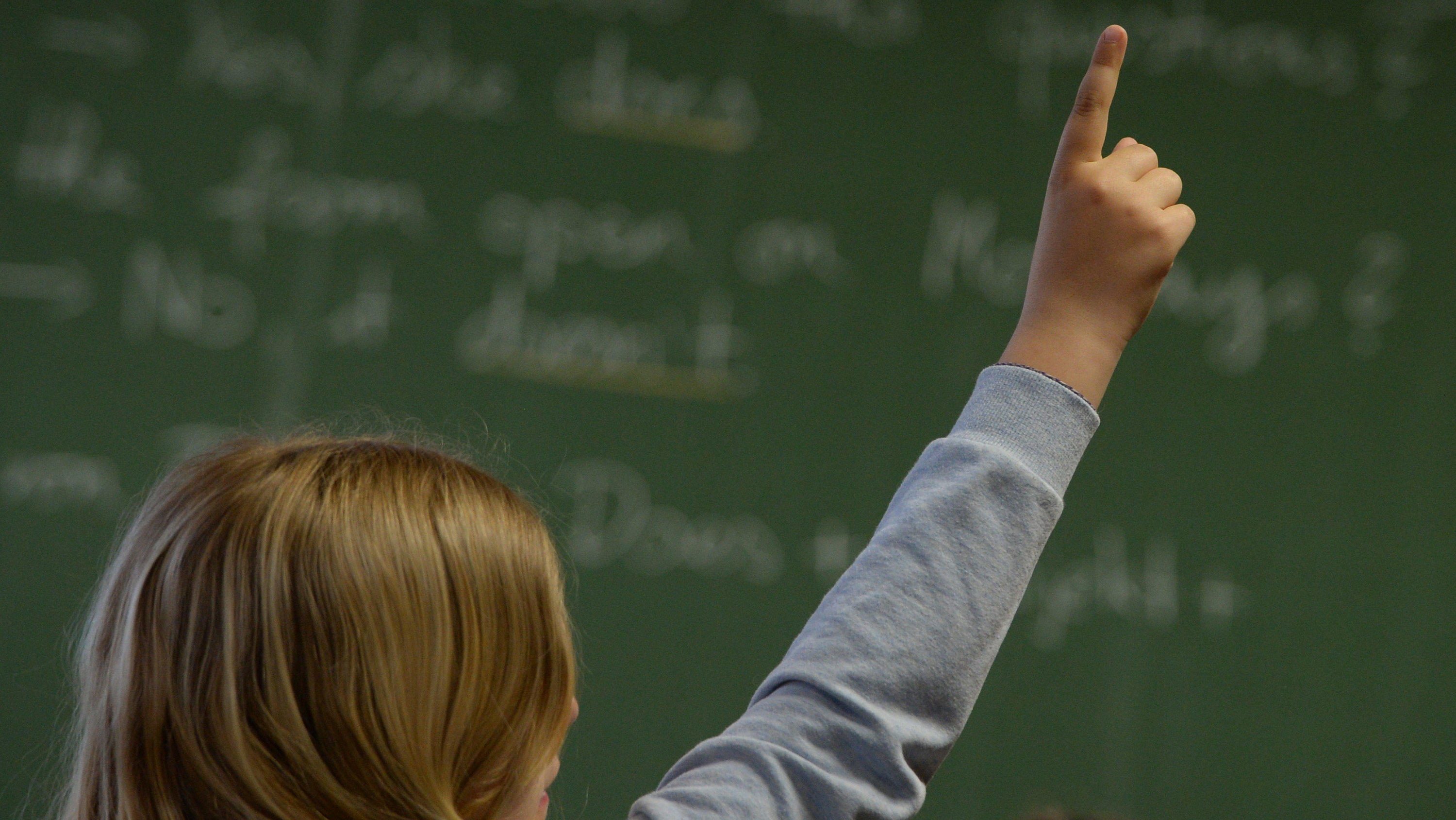 OECD-Studie: Deutschland holt in der Bildung auf, aber… OECD-Studie: Deutschland holt in der Bildung auf.