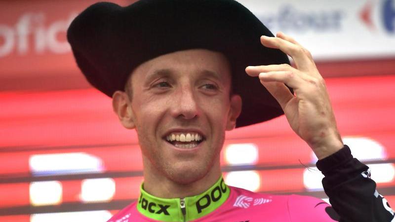 Radprofi Woods gewinnt 17. Vuelta-Etappe - Buchmann büßt ein Strahlender Sieger