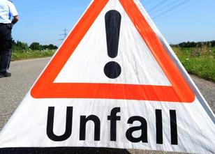 Bei einem Auffahrunfall auf der Autobahn 5 sind am Dienstag zwei Menschen s... weiterlesen