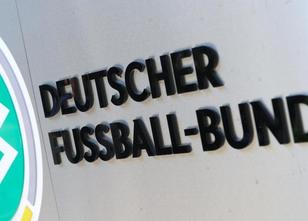 Wegen unsportlichen Verhaltens seiner Fans im DFB-Pokalspiel beim TuS Rot-W... weiterlesen