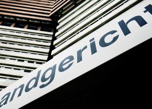 Ein ehemaliger Betrugsermittler eines Versicherungskonzerns ist in Köln weg... weiterlesen