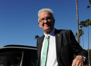 Der baden-württembergische Ministerpräsident Winfried Kretschmann ist nach ... weiterlesen