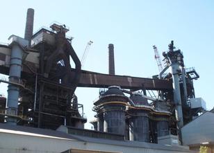 Wegen einer Feuersäule und eines Knalls haben in Dillingen zahlreiche besor... weiterlesen