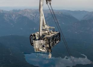 Nach dem Unfall an der Zugspitzseilbahn soll heute die beschädigte Kabine g... weiterlesen
