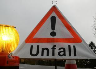 Eine Mutter und ihr dreijähriges Kind sind bei einem schweren Unfall in der... weiterlesen