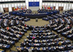 Im Kampf gegen eine neue Sperrklausel für die Europawahlen bekommen deutsch... weiterlesen