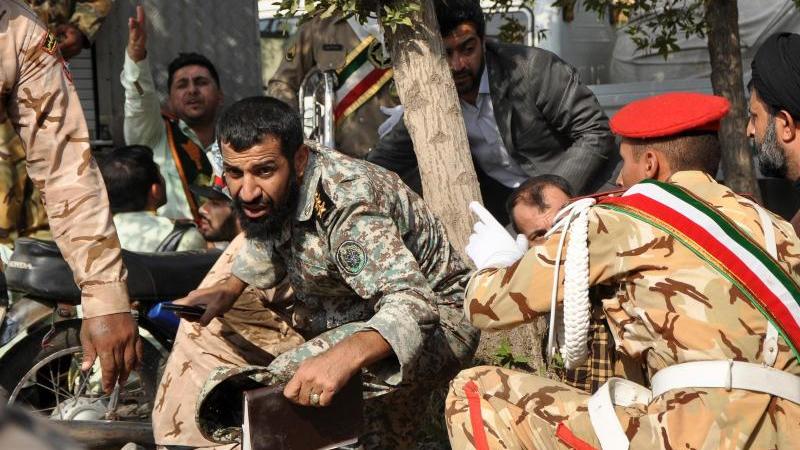 Dutzende Tote bei Anschlag im Iran Angriff