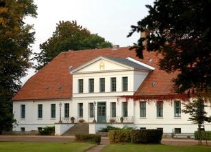 Mit der Eröffnung des restaurierten Landstallmeisterhauses ist die Sanierun... weiterlesen