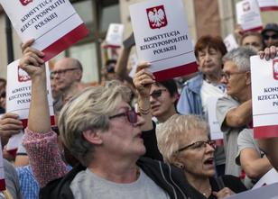 Wegen der Zwangspensionierung zahlreicher oberster Richter verklagt die EU-... weiterlesen