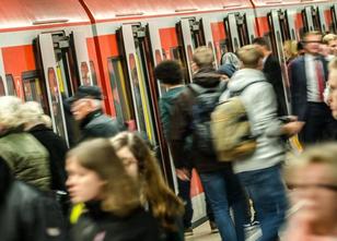 Das Kabinett befasst sich heute mit der Zukunft des öffentlichen Nahverkehr... weiterlesen