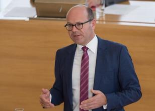 Sachsens Europaminister Oliver Schenk (CDU) hat im Landtag für ein starkes ... weiterlesen