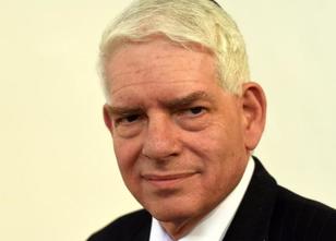 Der Präsident des Zentralrats der Juden in Deutschland, Josef Schuster, beg... weiterlesen